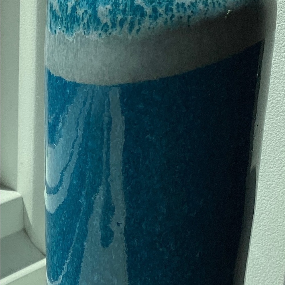 Jack Boydston Blue And White Drip glaze California studio art pottery vase.5.5” - Picture 5 of 10